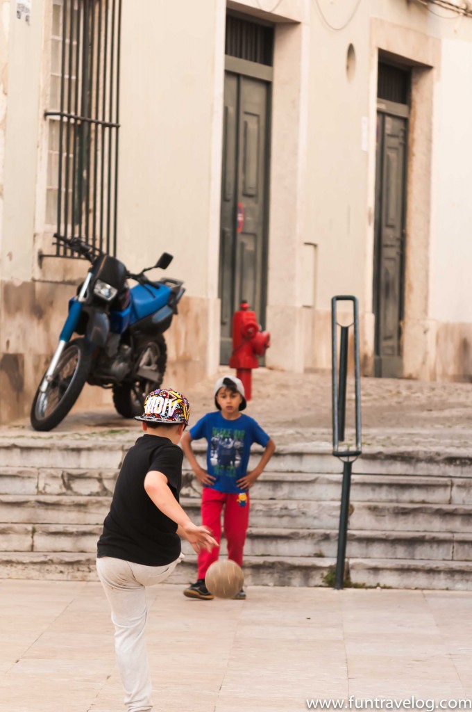 Lisbon-streets-9