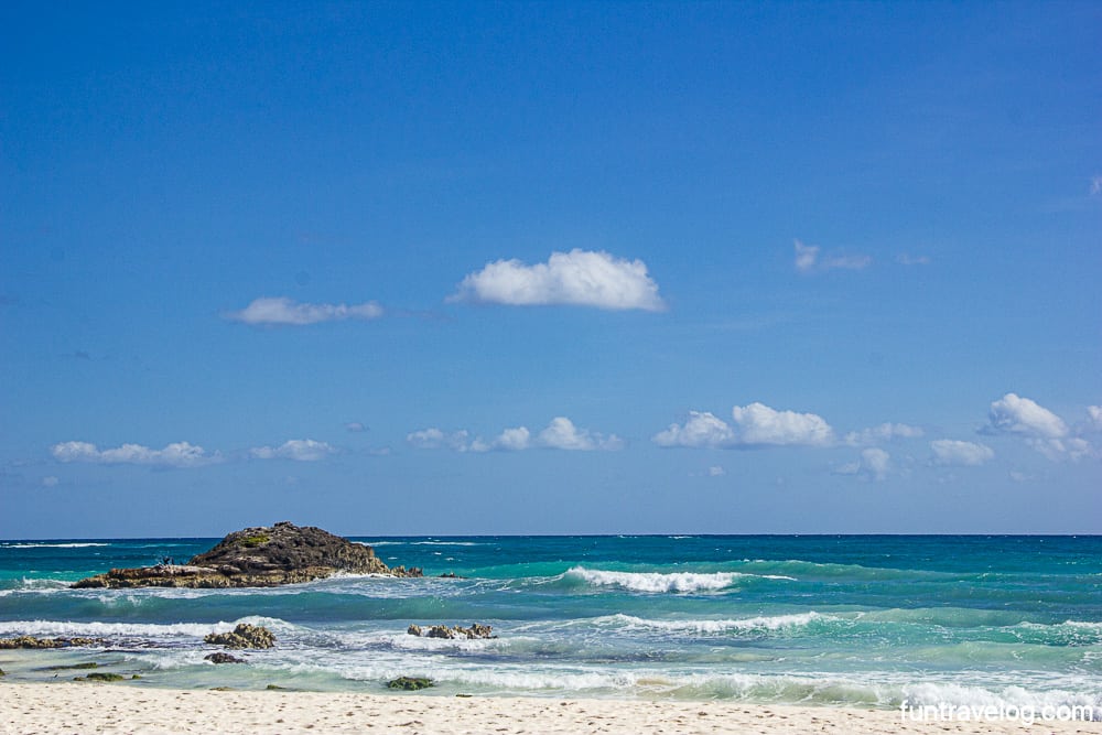 Waves hitting the shore in Tulum 